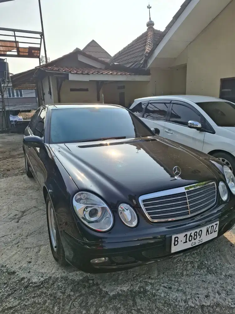 Mercedes-Benz E200K 2006 Bensin