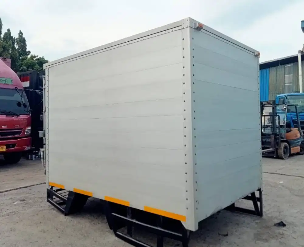 Box Alumunium CDE engkel Mitsubishi Coltdiesel canter Colt diesel bok