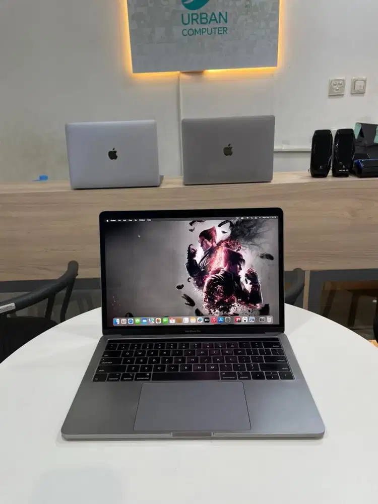 MacBook Pro i5 2019 8/256GB - touchbar