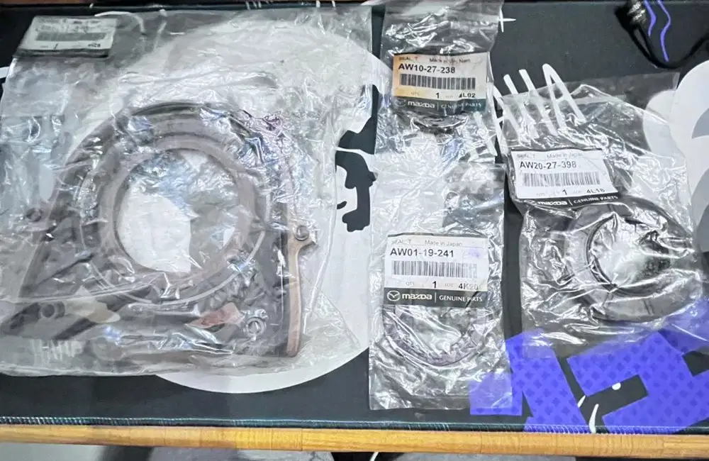 Sparepart Mazda CX-7 Original – Seal Oli & Oil Pan Cover