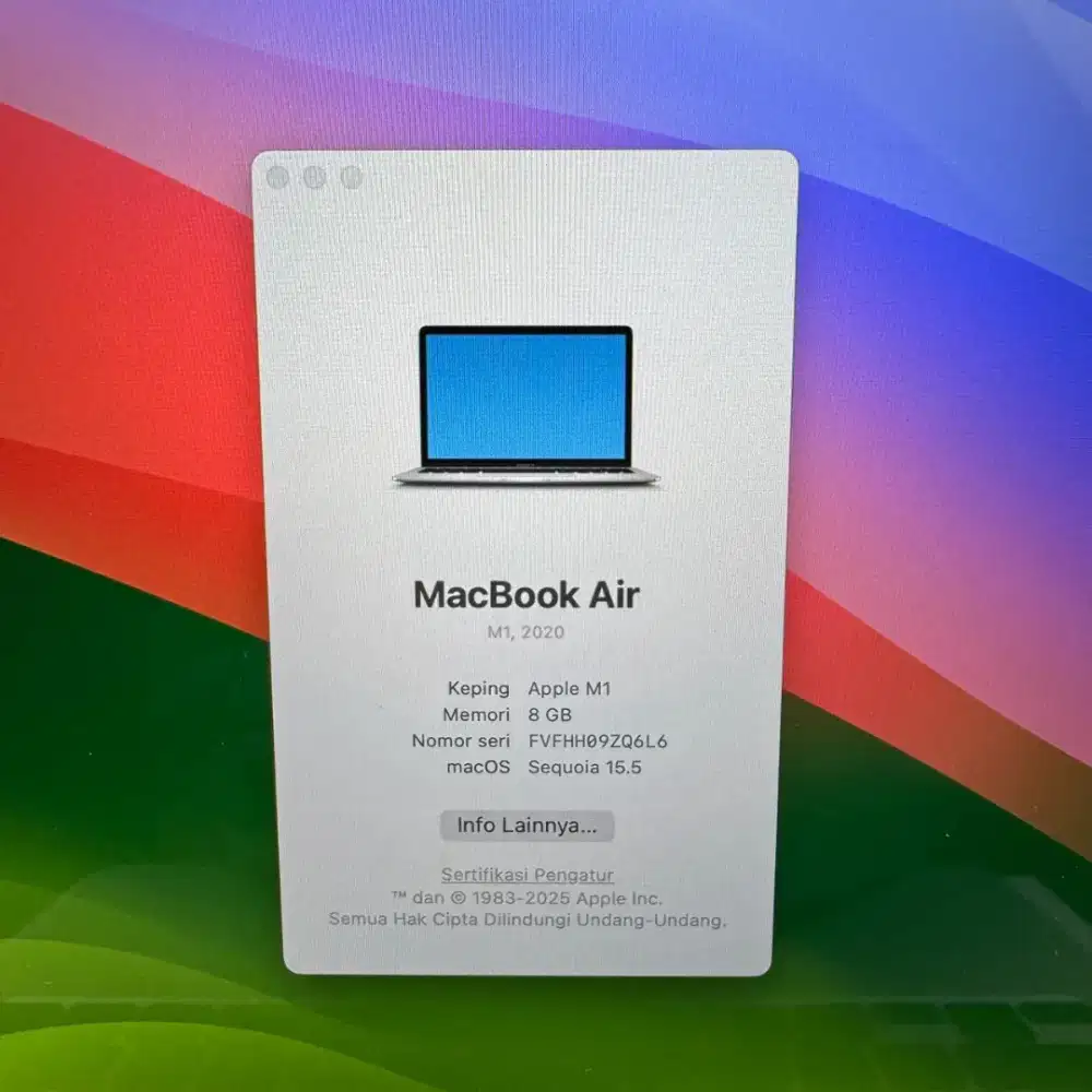 Macbook Air M1 Ram 8 Ssd 128 Layar 13 inch Full set Silver buat desain