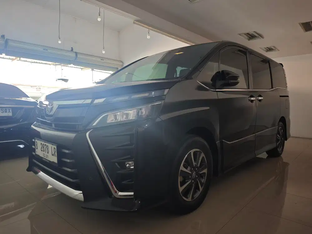 Toyota Voxy 2018 Bensin