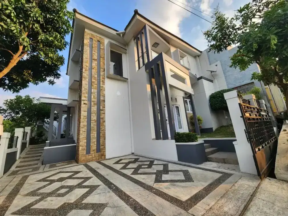 Rumah mewah Hook Candi Kalasan Manyaran Semarang barat