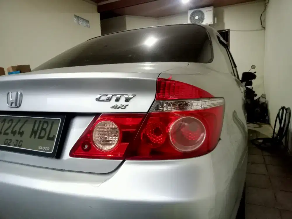 Reflektor lampu Honda City