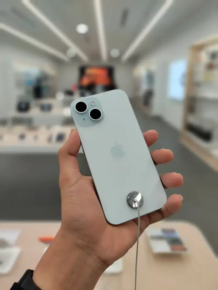 Iphone 15 128 Blue/Pink/Black , Garansi Resmi Ibox