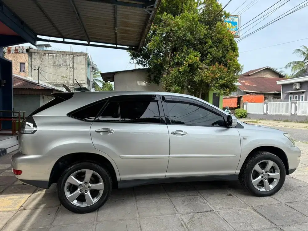 Toyota Harrier collector item