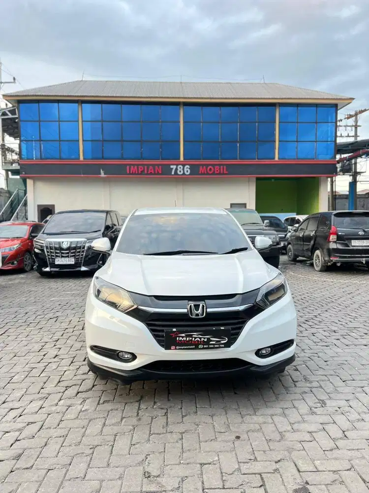 TDP 33JT Honda HRV S Automatic Putih 2016