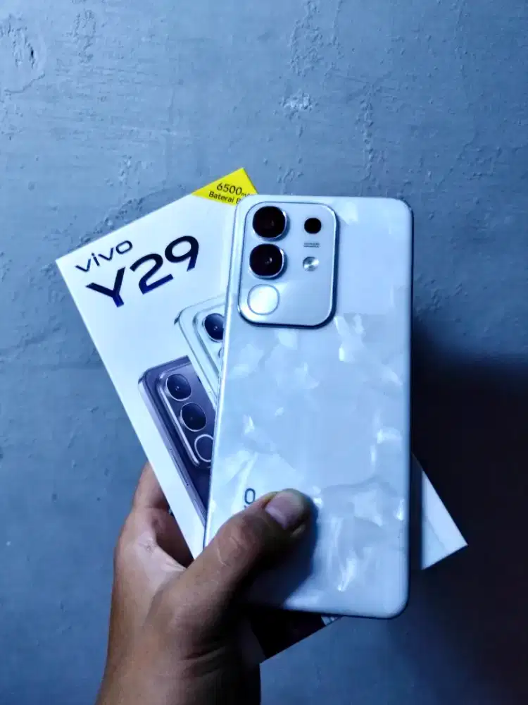 Vivo Y29 6/128 || Warna Putih || Garansi Resmi