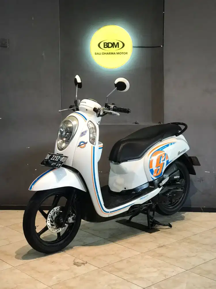 Scoopy fi thn 2015 cash. Bali dharma motor .