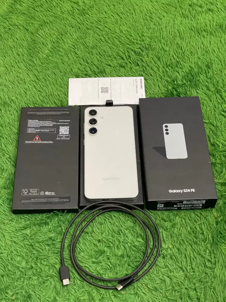 SAMSUNG S24 FE 8/256GB