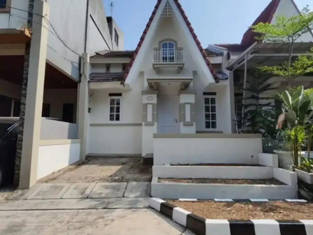 Rumah SHM sipa huni  Cluster Victoria Sentul City Babkan madang Bogor