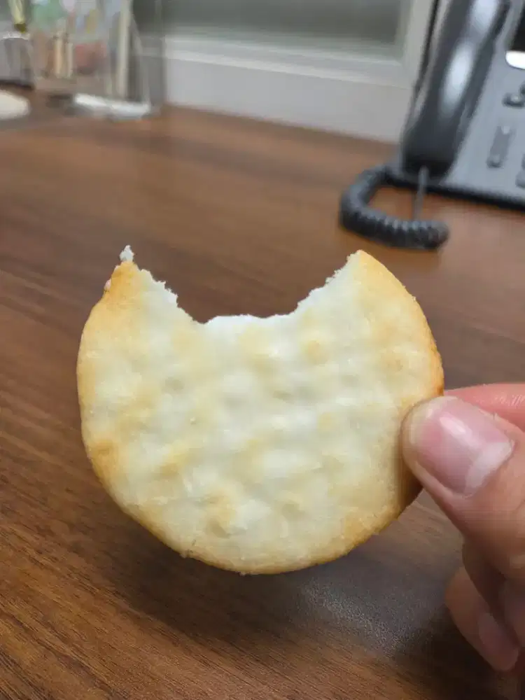 Tenaga Bantuan Bikin Kue Hampers