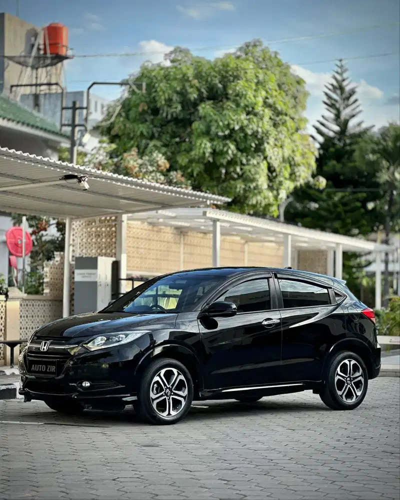 Honda HRV Prestige Hitam 2017 Tdp Menarik Orisinil Murmer Baru Antik
