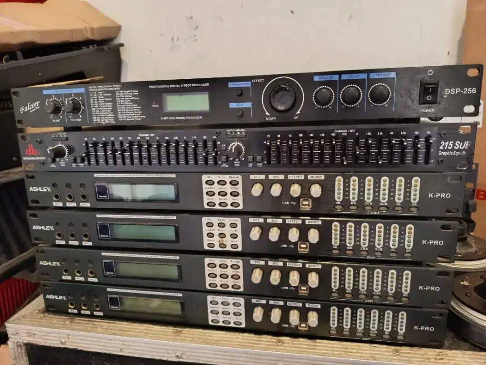 Management Karaoke Ashley K-PRO & Efek falcon & Equalizer dbx 215 sub