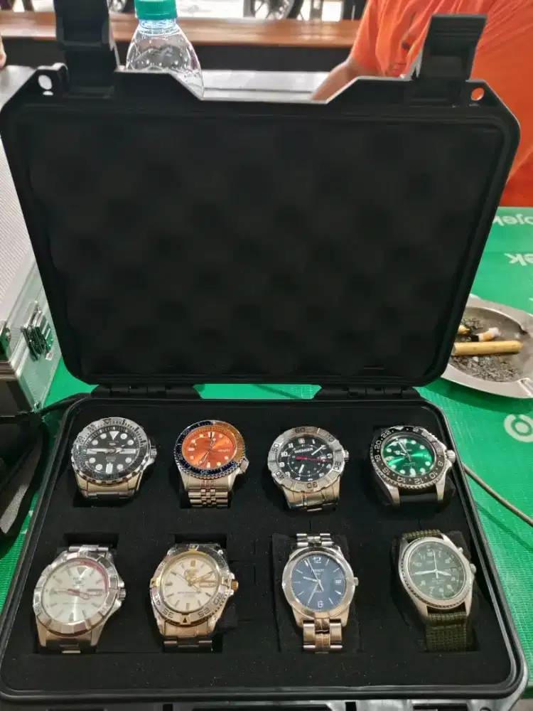 Jam tangan ori barang simpenan