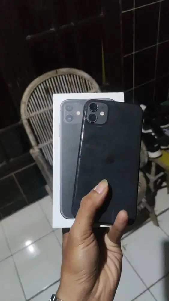 Iphone 11 64gb resmi ibox fullset