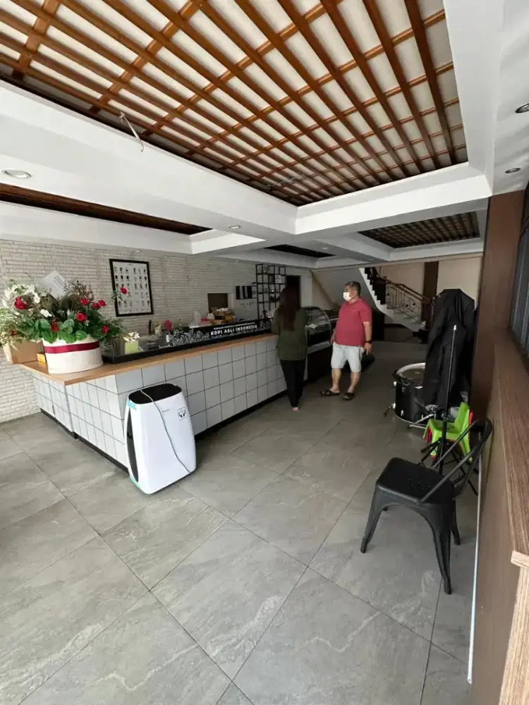 Dijual Hotel Royal Regal Nol Jalan Jaksa Agung Suprapto Malang