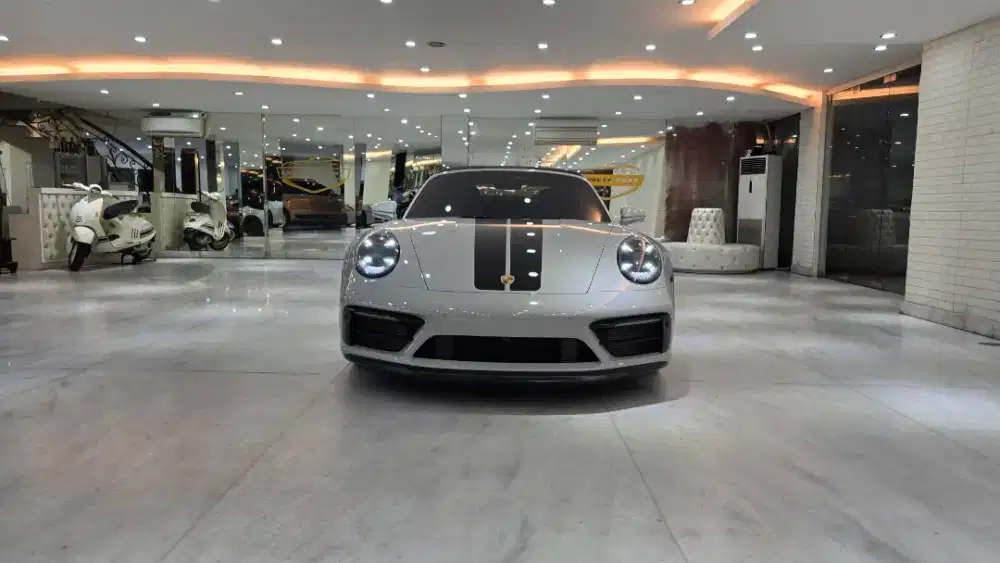 Porschr 992 CARRERA 4GTS CABRIOLET 2023