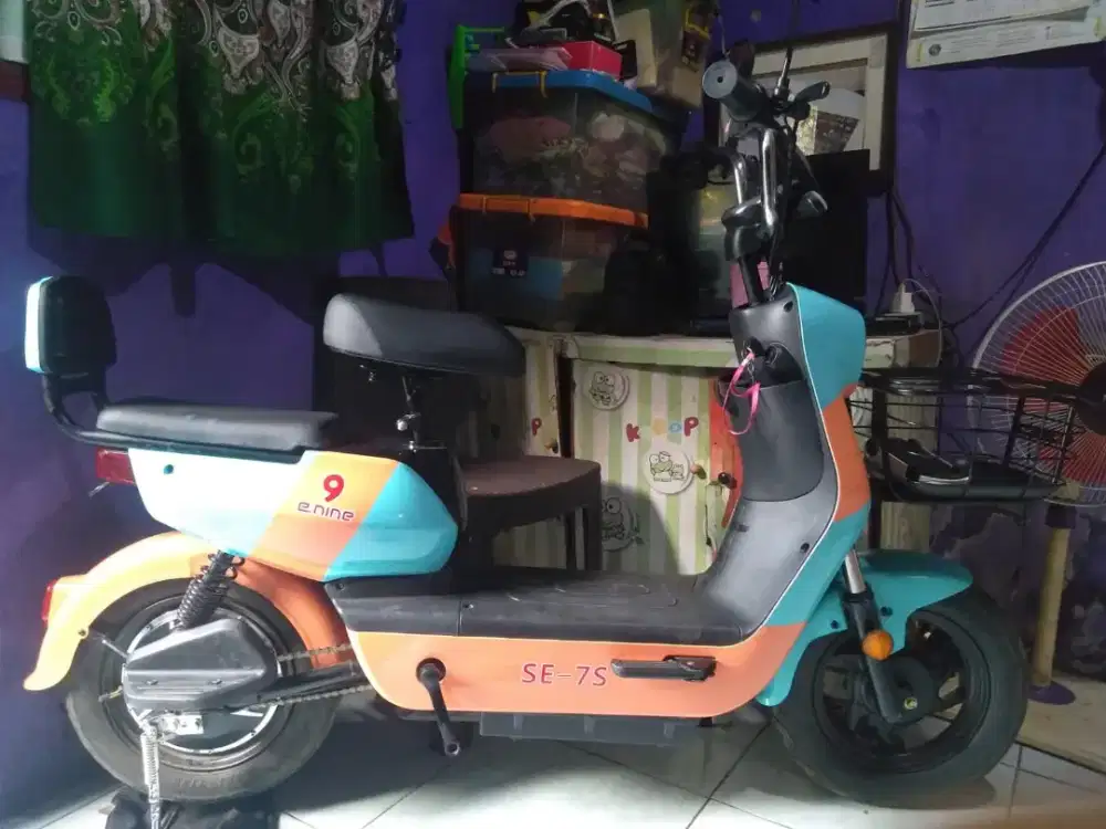 Sepeda listrik kondisi normal gda minus siap pake