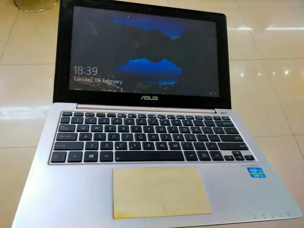 Dijual asus X202E Intel I3 Ram 4GB HDD 500GB siap pakai COD bogor