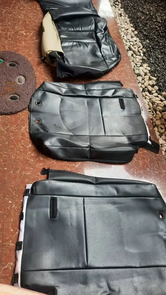 JUAL FULL SET JOK KULIT PAJERO DAKAR ORIGINAL WARNA HITAM MASIH MULUS