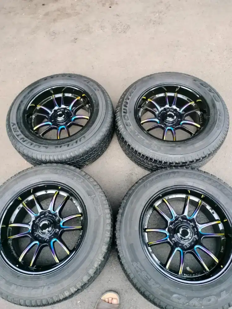 Lenso tds ring 18x9 pcd 6x139,7 ET 0 ban 265/60 R18 Fortuner pajero