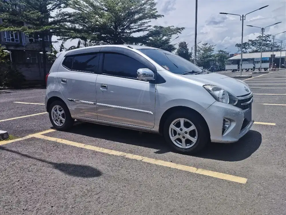 Toyota agya G 1.0 manual  tahun 2013