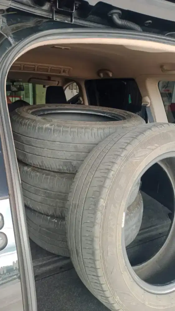 Ban dunlop copotan mobil suzuki ring 16