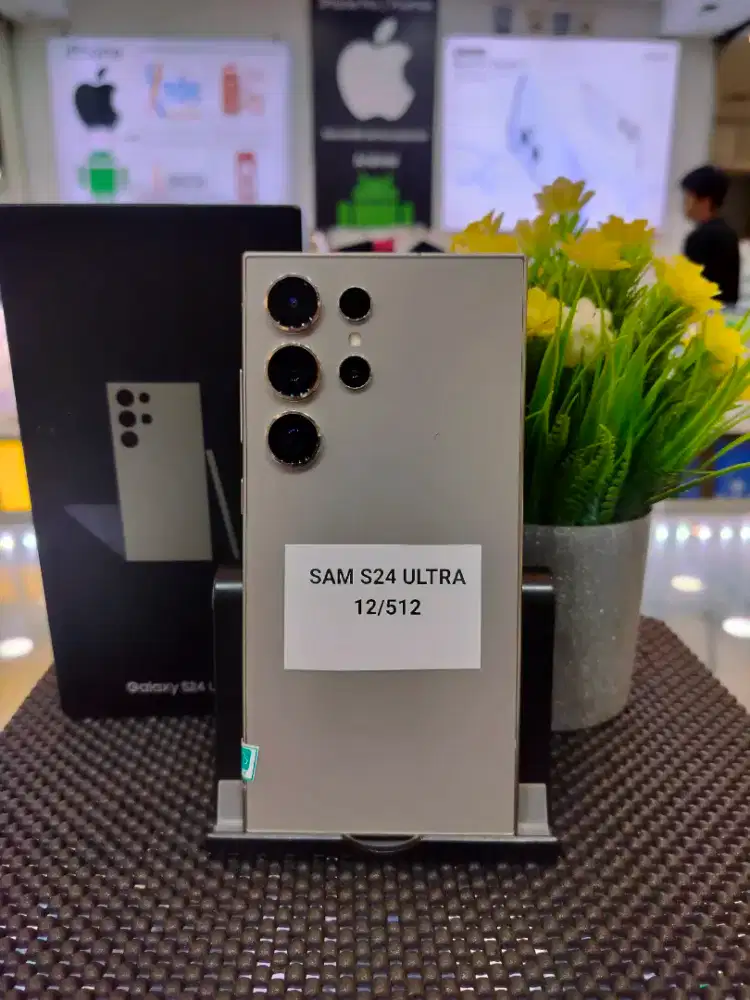 Samsung s24 ultra 12/512 like new