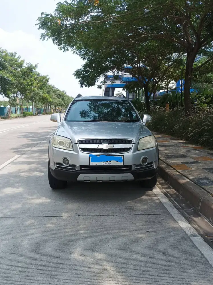 Chevrolet Captiva Bensin 2.4L