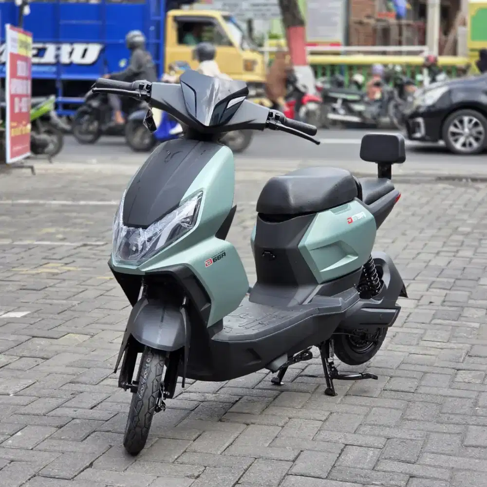 UWINFLY TERBARU TYPE D66A 3 JUTAAN