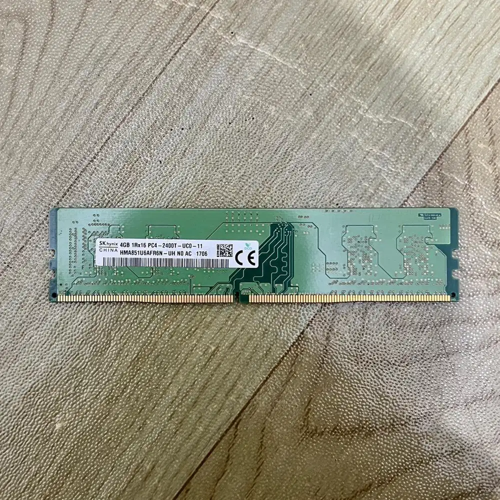 Skhynix RAM PC 1Rx16 4GB DDR4-2400MHz DIMM