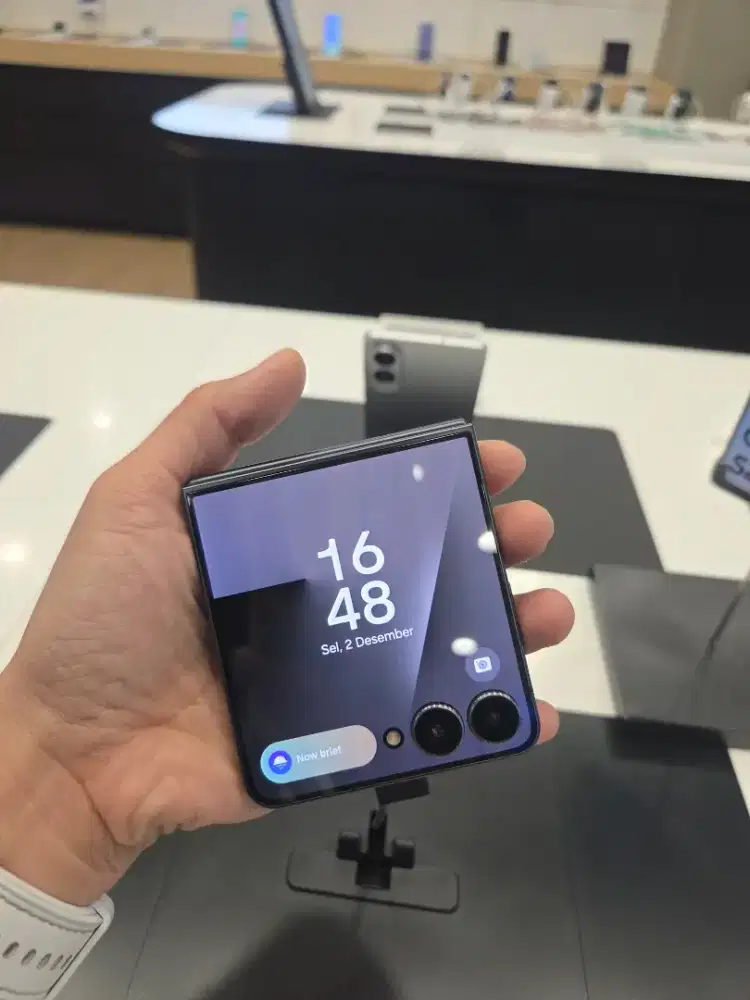 SAMSUNG GALAXY Z FLIP 7 FREE FIT 3 + ADAPTER 25W