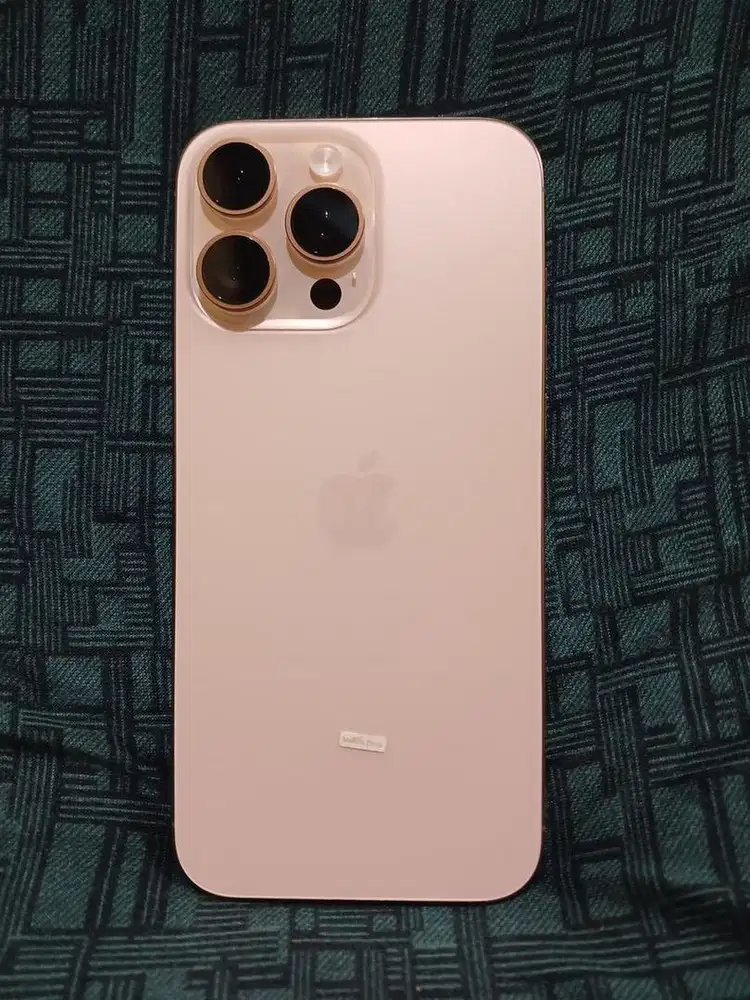 Iphone 16 pro max 256gb dessert titanium second ex ibox garansi on