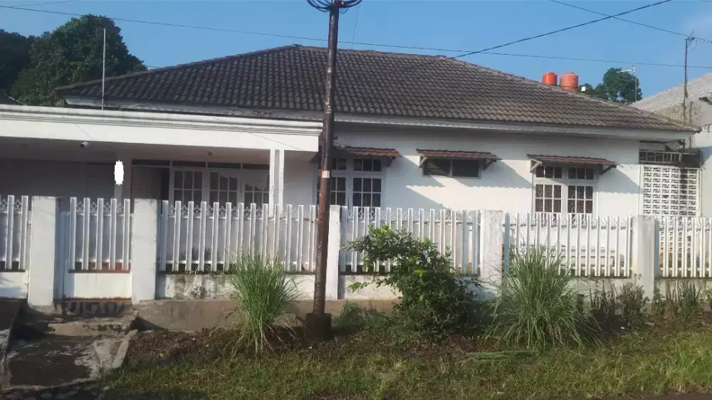 Dikontrakan /Disewakan Rumah di Jl Dadali Kota Bogor