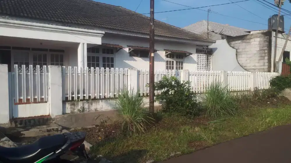 Dikontrakan /Disewakan Rumah di Jl Dadali Kota Bogor