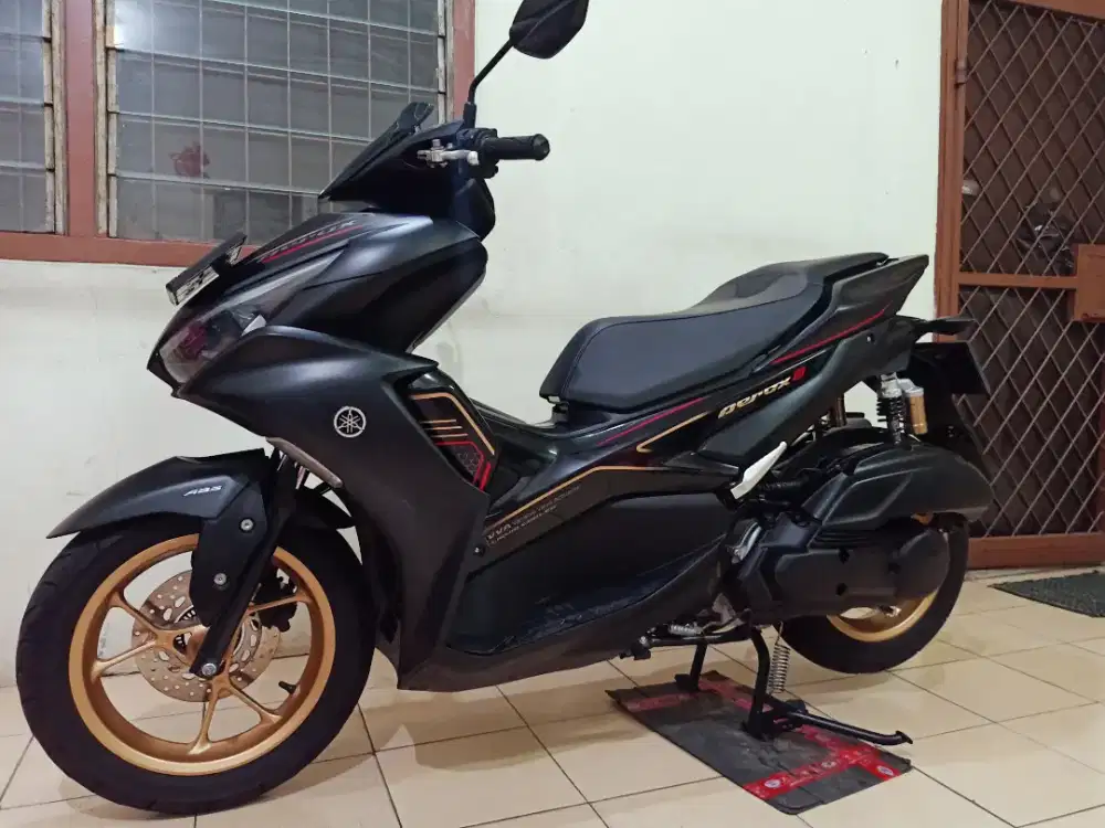 Yamaha AEROX ABS CONNECTED KEYLESS 2025 BL 2 ( SPRT BARU / GRESS) DKI