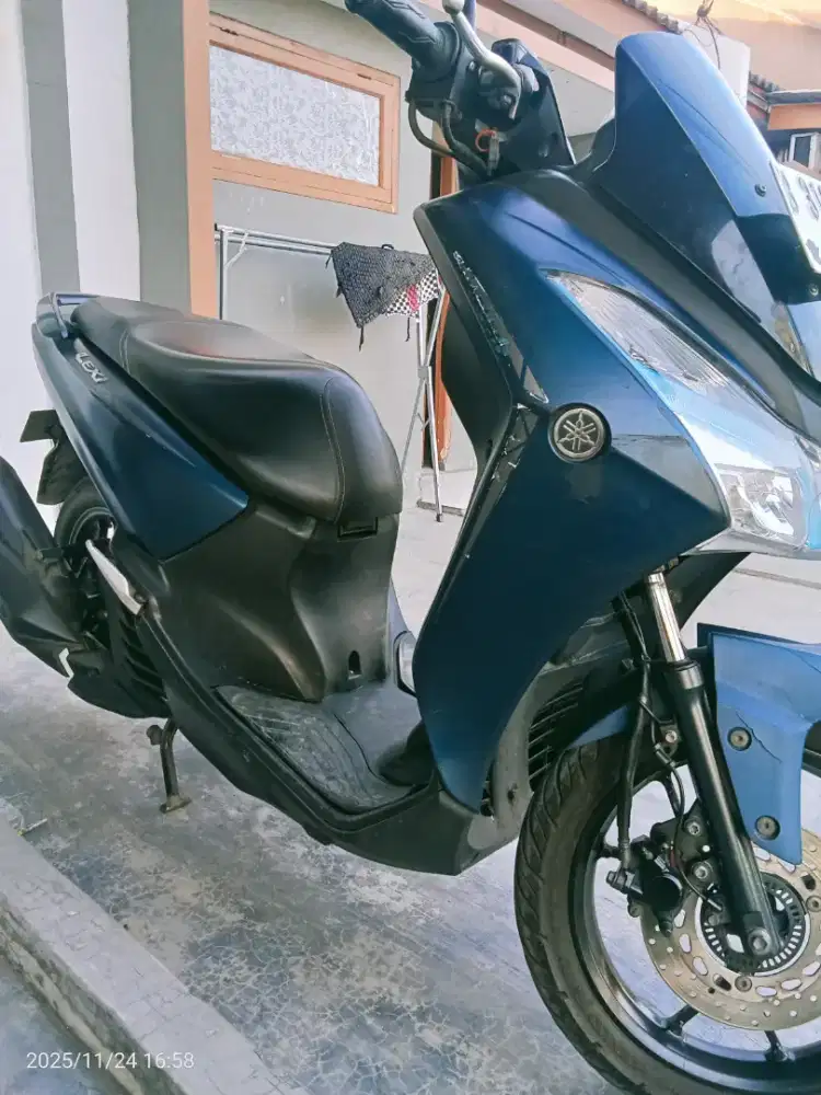 Di jual motor Yamaha Lexi 125 tahun 2020