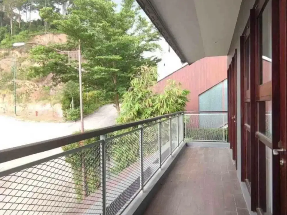 Dijual Rumah Mewah Villa Panbil Full Furnish Full Renovasi Siap Huni