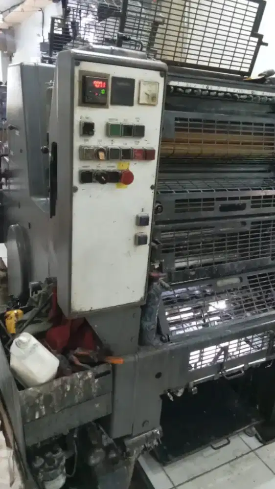 Mesin cetak GTO 52 2 warna