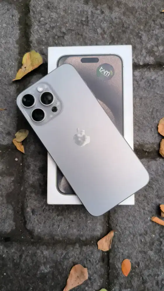 Iphone 15 pro max 256gb Natural titanium iBox