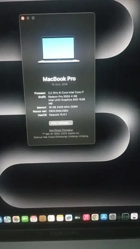 macbook pro 2018 15inc ram 16/256 dual vga minus touchbar