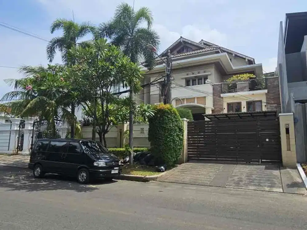 Dijual Rumah Mewah Furnished Puri Kembangan Jakarta Barat