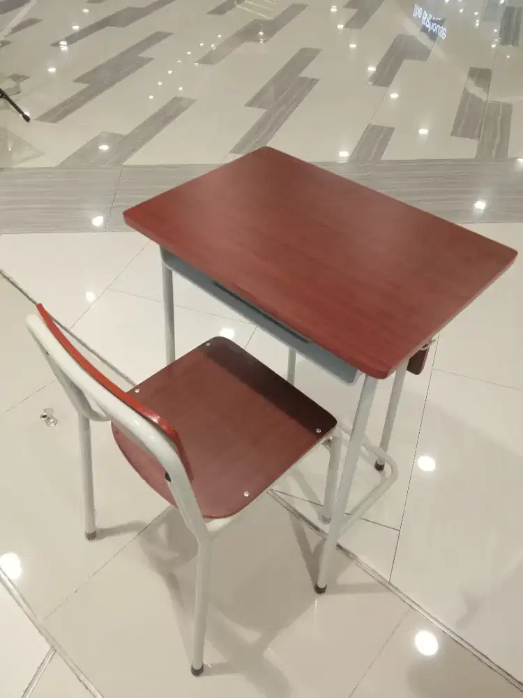 Veda school set besi