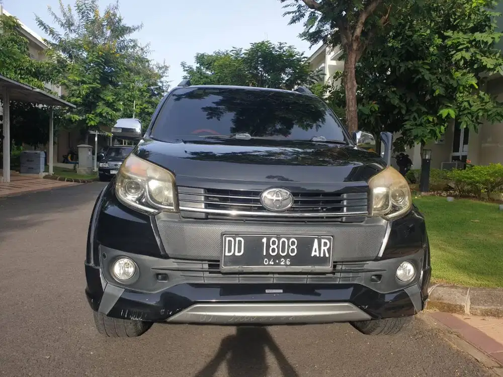 Toyota Rush 1.5 TRD Sportivo Bensin-MT (2015)