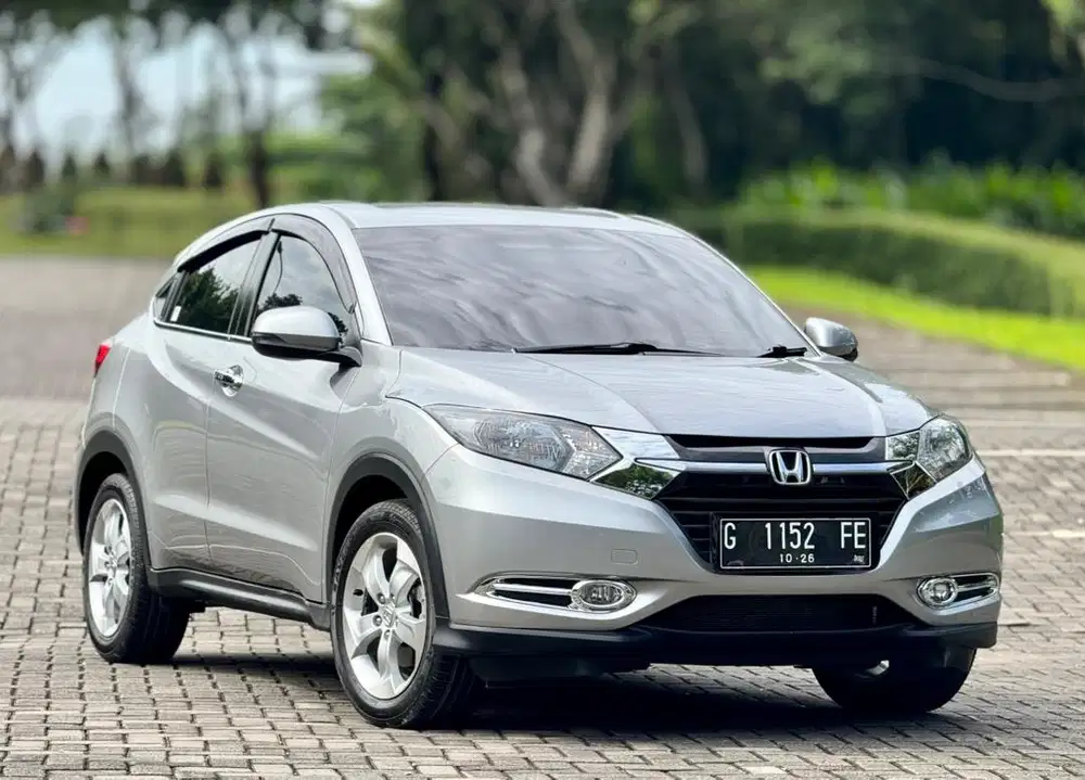 DP 4 jt! Honda HRV E Matic 2016 CVT Antik Spt Baru!!