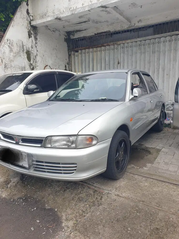 Mitsubishi Lancer 1993 Bensin