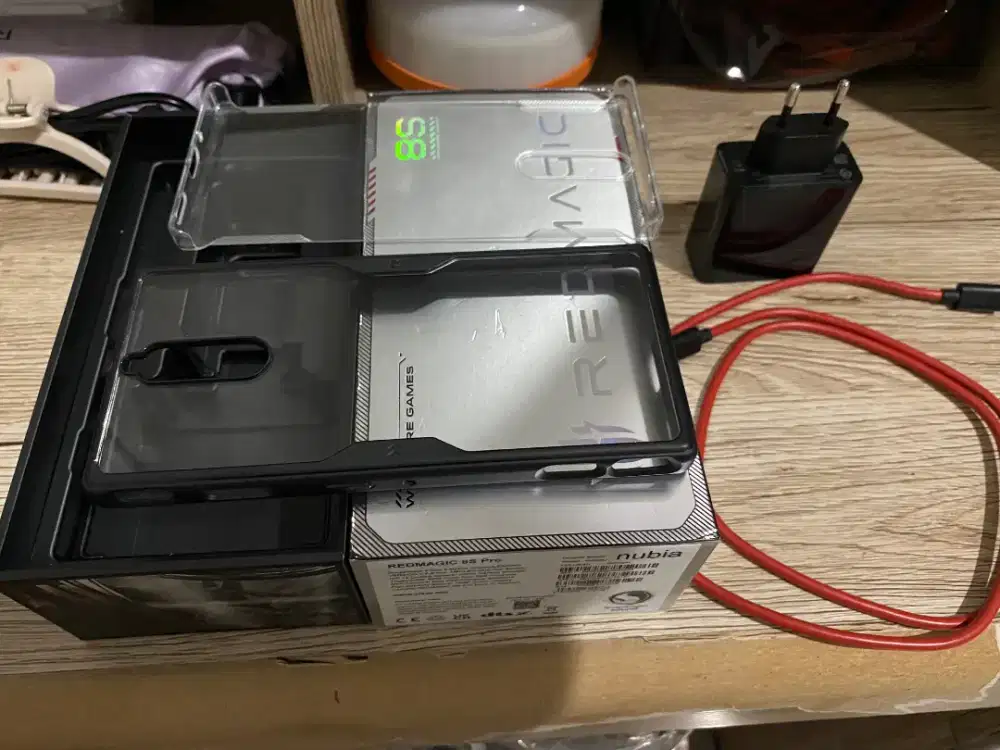 Red magic 8s pro mulus like new