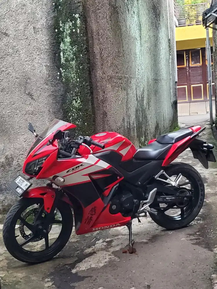 Honda cbr 150 2015