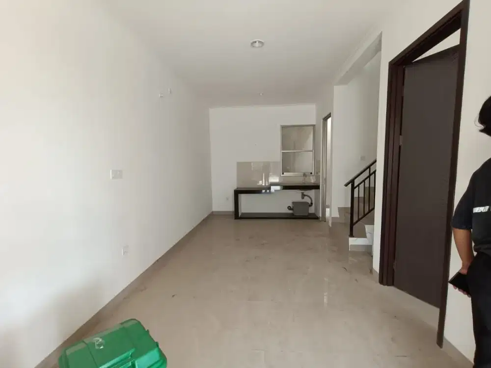 Vco - Disewakan Rumah PIK2 Cluster Scarlet Tipe 6x12,5